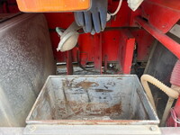 UD TRUCKS Quon Dump QKG-CW5XL 2015 385,000km_14