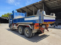 UD TRUCKS Quon Dump QKG-CW5XL 2015 385,000km_3