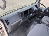 ISUZU Elf Flat Body TRG-NHR85A 2015 121,514km_33