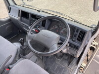 ISUZU Elf Flat Body TRG-NHR85A 2015 121,514km_34