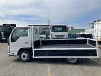 ISUZU Elf Flat Body TRG-NHR85A 2015 121,514km_9