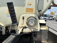 HINO Dutro Vacuum Truck TKG-XZU700M 2014 221,863km_13