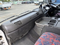 ISUZU Giga Deadhead Car KL-CYZ51Q4J 2004 518,759km_31