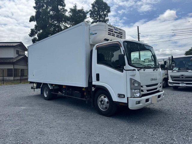 ISUZU Elf Refrigerator & Freezer Truck 2RG-NPR88YN 2019 212,672km_1