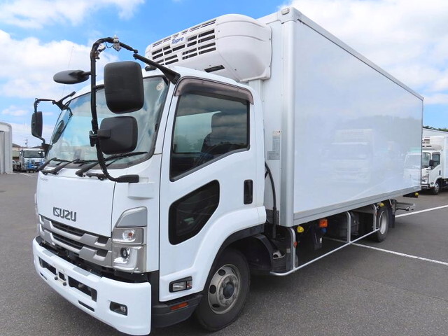 ISUZU Forward Refrigerator & Freezer Truck 2RG-FRR90T2 2023 141,000km