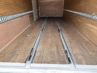 ISUZU Elf Aluminum Van TRG-NLR85AN 2016 196,339km_10