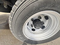 ISUZU Elf Aluminum Van TRG-NLR85AN 2016 196,339km_16