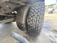 ISUZU Elf Aluminum Van TRG-NLR85AN 2016 196,339km_18