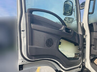 UD TRUCKS Condor Aluminum Block 2PG-BRR90T4 2025 725km_22