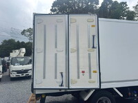 ISUZU Elf Refrigerator & Freezer Truck 2RG-NPR88AN 2021 247,998km_13