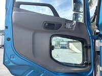 UD TRUCKS Quon Trailer Head QKG-GK6XAB 2015 902,498km_27