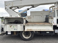 TOYOTA Dyna Cherry Picker BDG-XZU354H 2007 101,832km_16