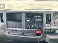 ISUZU Elf Double Cab TRG-NHR85A 2016 121,000km_10