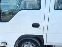 ISUZU Elf Double Cab TRG-NHR85A 2016 121,000km_25
