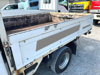 ISUZU Elf Double Cab TRG-NHR85A 2016 121,000km_27