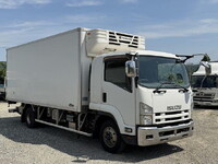 ISUZU Forward Refrigerator & Freezer Truck TKG-FRR90S2 2014 537,000km_2
