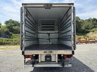 ISUZU Forward Refrigerator & Freezer Truck TKG-FRR90S2 2014 537,000km_8