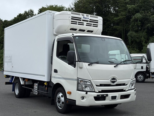 HINO Dutro Refrigerator & Freezer Truck 2RG-XZU712M 2019 296,000km_1