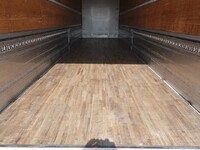 ISUZU Giga Aluminum Wing QKG-CYJ77B 2016 960,000km_13