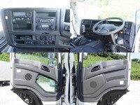 ISUZU Giga Aluminum Wing QKG-CYJ77B 2016 960,000km_20