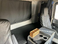 ISUZU Giga Trailer Head QKG-EXD52BD 2017 573,000km_33