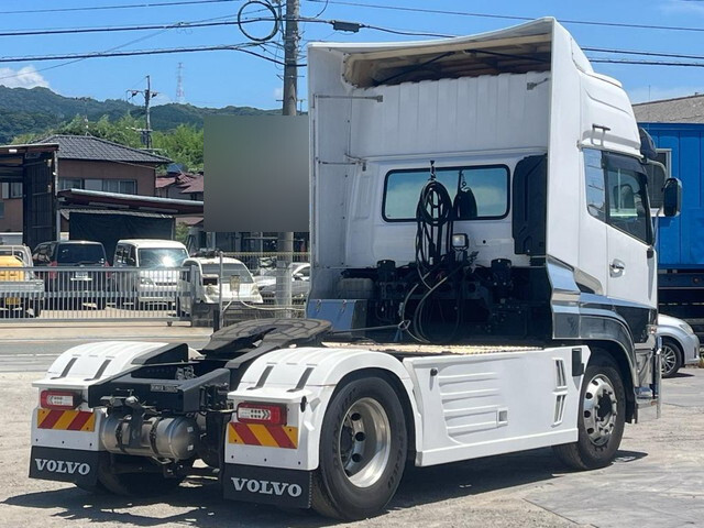 Quon Trailer Head_2