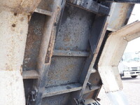 ISUZU Elf Dump PB-NKR81N 2005 149,817km_11