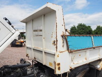 ISUZU Elf Dump PB-NKR81N 2005 149,817km_26