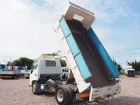 ISUZU Elf Dump PB-NKR81N 2005 149,817km_2