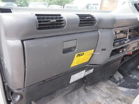 ISUZU Elf Dump PB-NKR81N 2005 149,817km_32