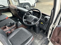 HINO Ranger Aluminum Van 2KG-FD2ABA 2019 109,911km_33