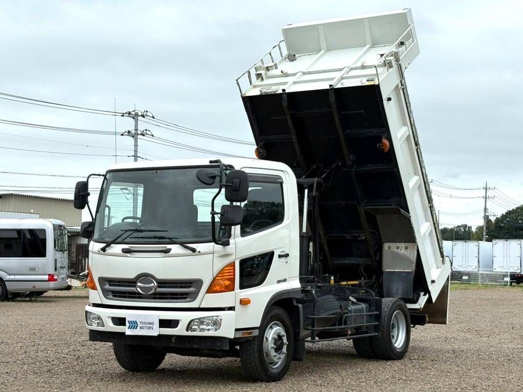 HINO Ranger Dump LKG-FJ7JDAA 2017 130,000km