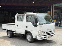 ISUZU Elf Double Cab TRG-NHR85A 2015 54,000km_1