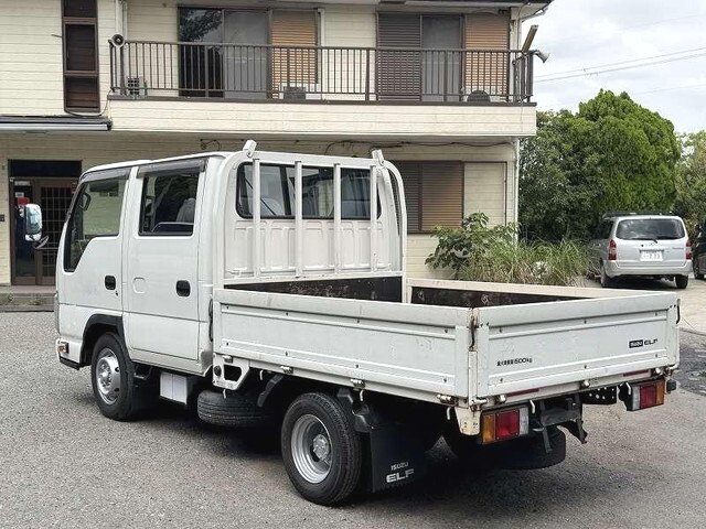 Elf Double Cab_2