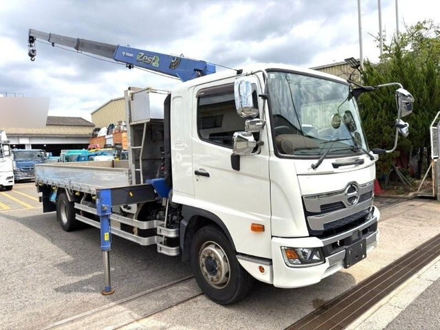 Ranger Truck (With 4 Steps Of Cranes)_1