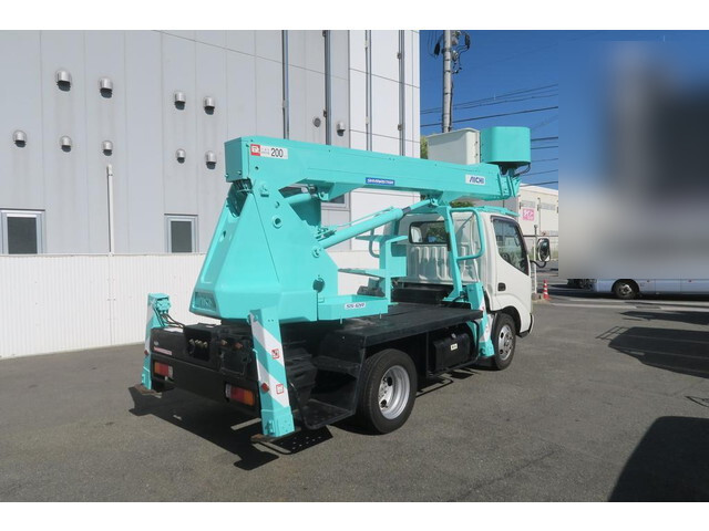 Dutro Cherry Picker_2