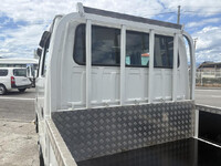 ISUZU Elf Double Cab SKG-NHR85A 2012 80,500km_17