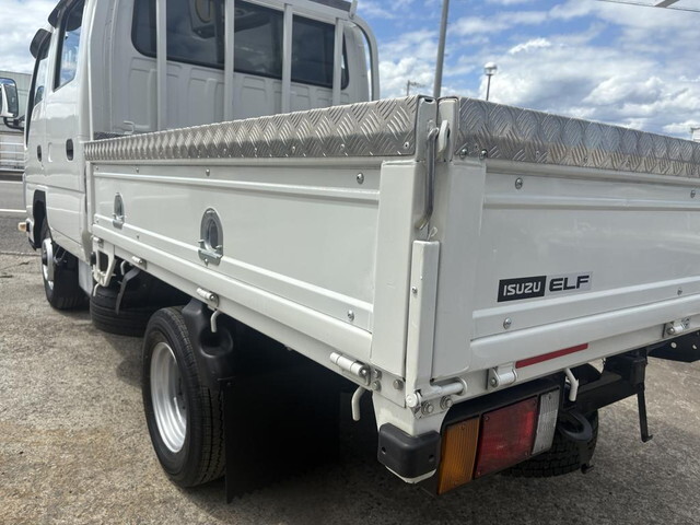 Elf Double Cab_2