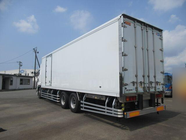 Profia Refrigerator & Freezer Truck_2