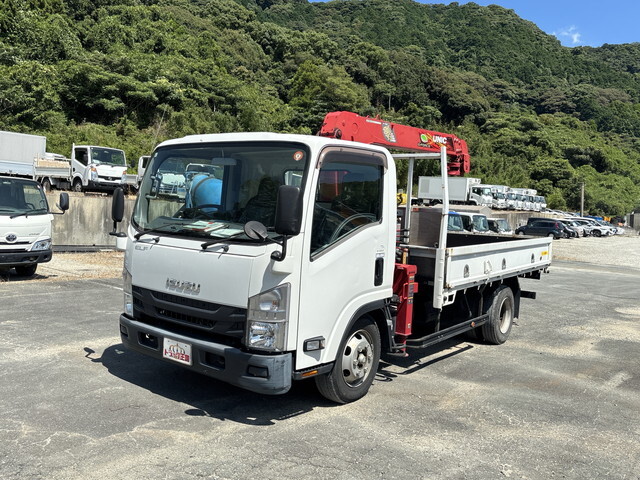 Elf Truck (With 4 Steps Of Cranes)_1