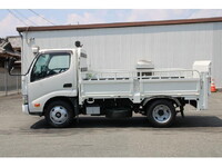 HINO Dutro Flat Body 2RG-XZU605M 2021 104,000km_4