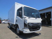 ISUZU Elf Reefer Van 2RG-NMR88M 2023 3,396km_3