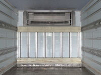 ISUZU Forward Refrigerator & Freezer Truck TKG-FRR90S2 2017 257,000km_15