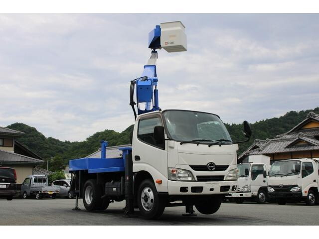 HINO Dutro Cherry Picker TKG-XZU600X 2014 17,000km