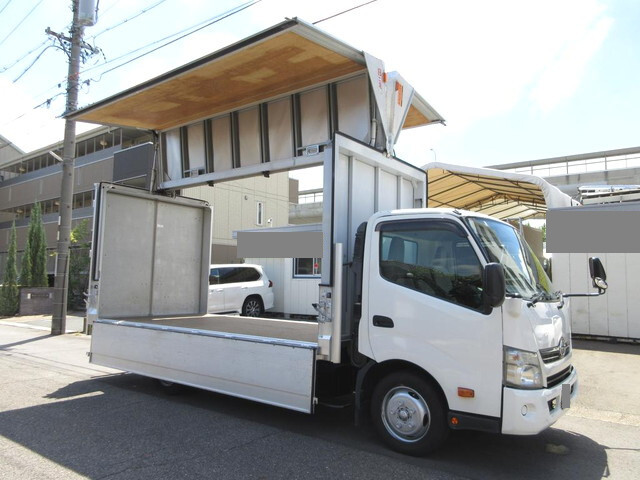HINO Dutro Aluminum Wing TKG-XZU710M 2014 250,000km