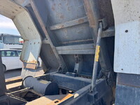 HINO Ranger Dump TKG-FC9JCAP 2013 61,657km_18