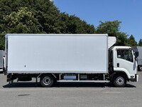 ISUZU Forward Refrigerator & Freezer Truck TKG-FRR90T2 2017 546,000km_6
