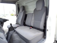 ISUZU Elf Aluminum Van TRG-NMR85AN 2016 153,900km_33
