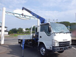 Elf Truck (With 3 Steps Of Cranes)
