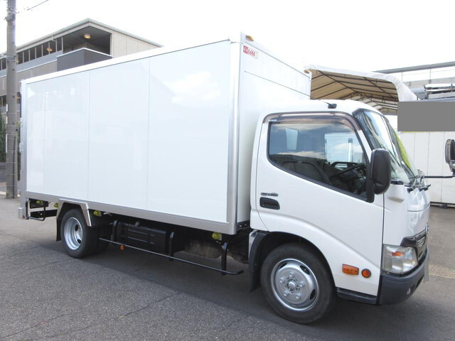 HINO Dutro Panel Van TKG-XZU650M 2015 160,000km_1